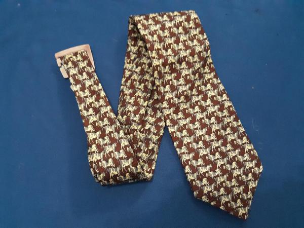 Cow Necktie Silk, Museum Artifacts Cow Necktie, 